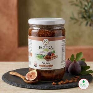 Frasco de vidrio de mermelada de higo Koura Valley de 800 gramos, con etiqueta blanca y verde.