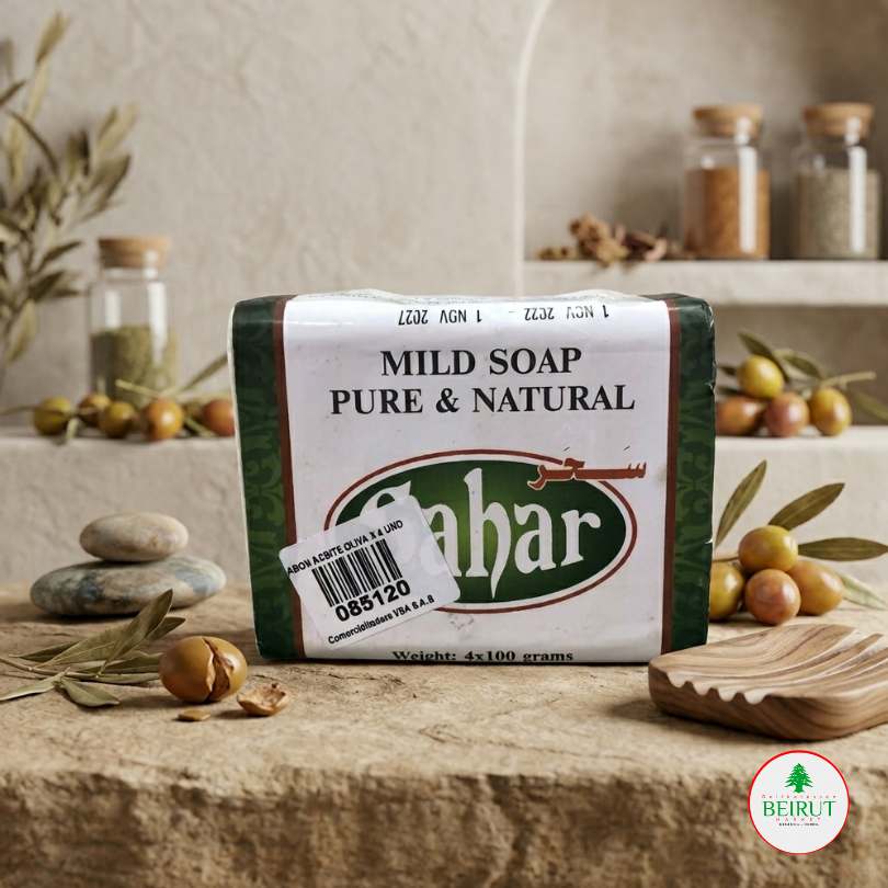 Paquete de 4 jabones naturales marca Sahar en envoltorio blanco con detalles verdes. El empaque muestra el texto "Mild Soap Pure & Natural"