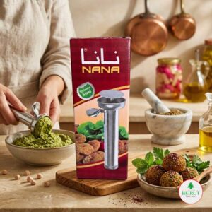Molde manual para falafel marca Nana fabricado en acero inoxidable. Se muestra el empaque del producto