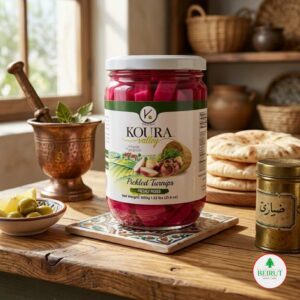 Frasco de vidrio de 600g de nabos encurtidos (Pickled Turnips) marca Koura Valley, con su característico color rosado brillante.